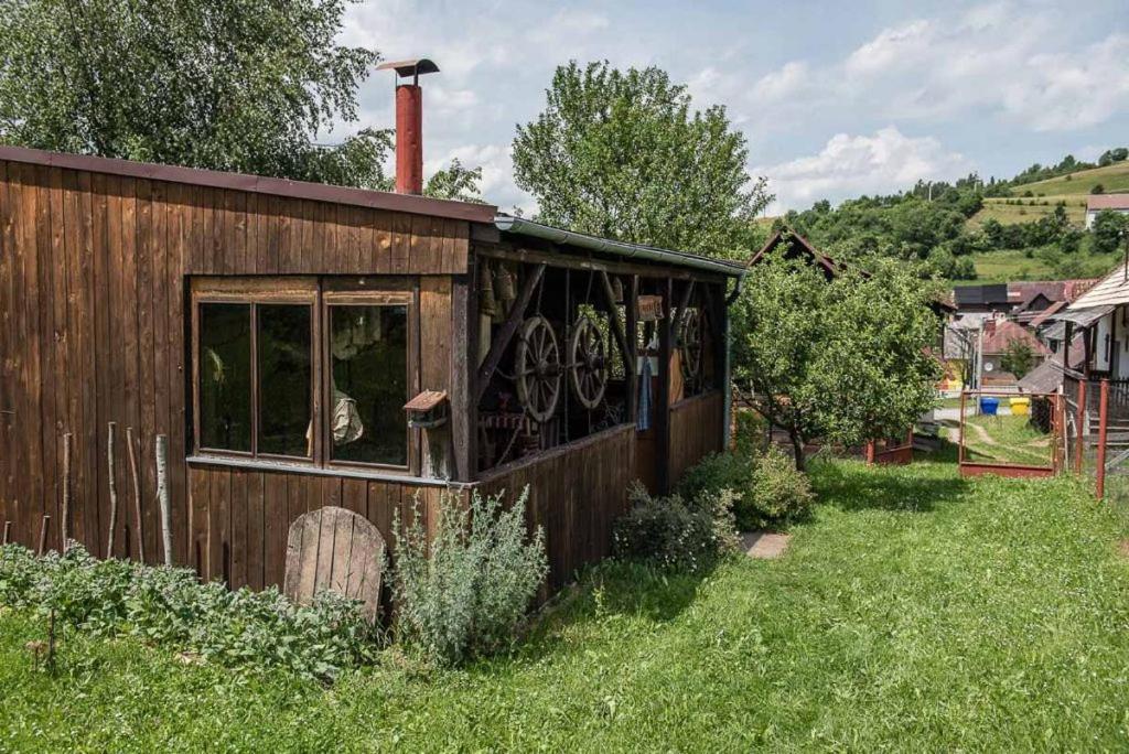 Chalupa Helena Na Poraci Exteriör bild